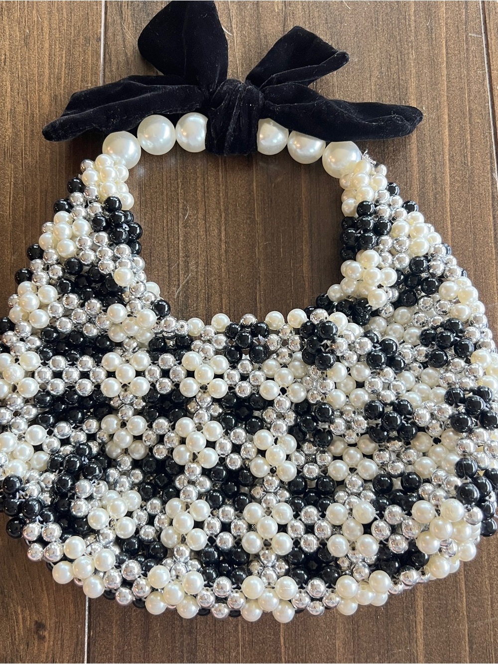 Beaded Pearl-Effect Black & White Handbag with Velvet Tie